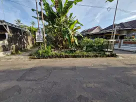Tanah pekarangan dekat pasar sleman