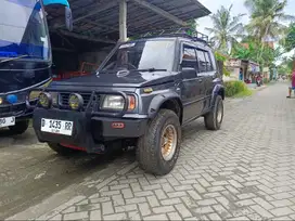 Suzuki vitara 4x4 tahun 1993