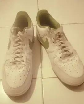 Sepatu nike asli