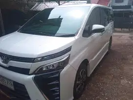 Toyota Voxy 2017 Bensin
