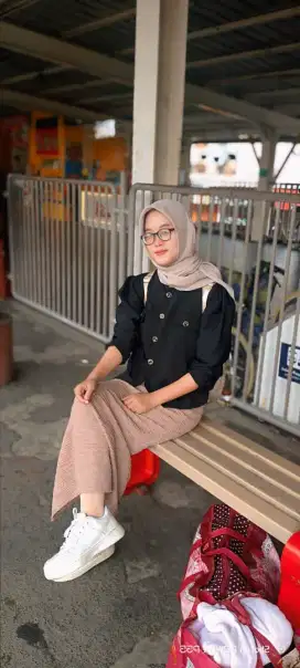 Berapa kali bikin iklan, yang nawarin stand up komedi