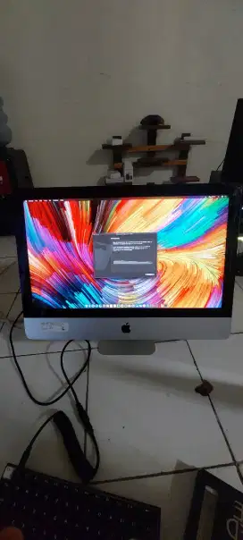 iMac 21,5 2017 8/1TB i5 2,3Ghz Retak Dikit Ga Ngaruh