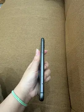 iPhone 11 64 inter unit only