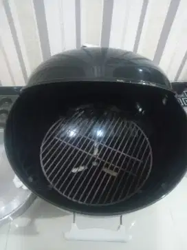Panggangan / Grilled barbeque Dll..WEBER / USA