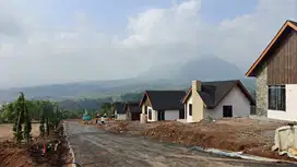 TANAH KAVLING VILLA EXLUSIVE VIEW GUNUNG HANJAWONG DI BOGOR TIMUR