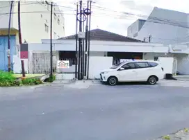 Rumah Strategis Tengah Kota Solo