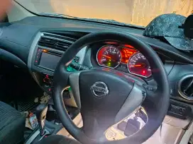 Jual Nissan Livina XGear long 3 baris