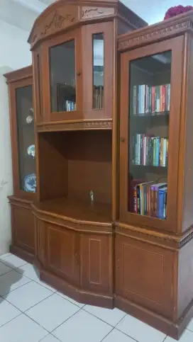 Lemari Kayu Jati