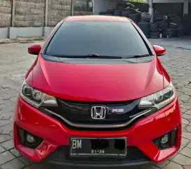 Dijual Mobil kesayangan... Honda Jazz GK5 - RS A/T