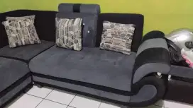 Sofa letter L biru hitam