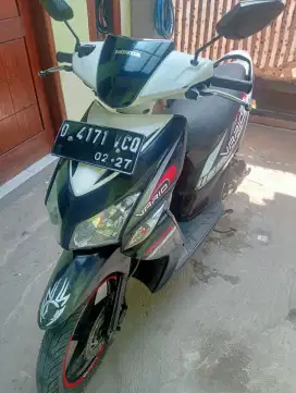 Vario karbu istimewa