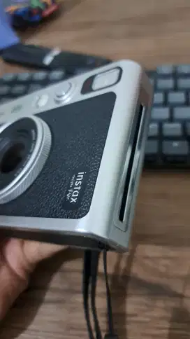 Fujifilm instax mini evo. 2.1 juta bisa nego