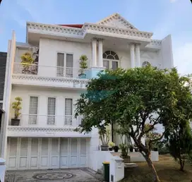 Turun harga rumah classic design villa bukit regency pakuwon indah