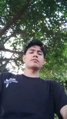 sedang mencari pekerjaan.