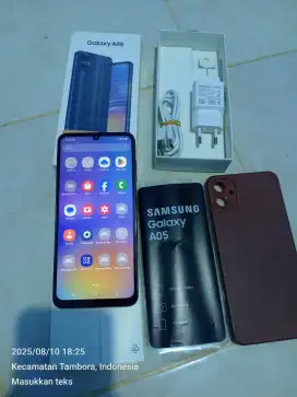 Jual HP Samsung A05
Spesifikasi:
- Jaringan: 4G LTE
- RAM/ROM: 4GB/64G