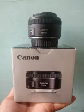 Lensa Canon 50mm is STM