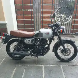 Dijual Motor Kawasaki W175 tahun 2018