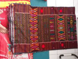Kebaya dan Kain Ulos