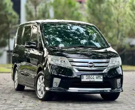 DP 4 jt! Nissan Serena HWS Matic 2013 Antik Spt Baru!!