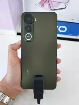 VIVO Y400 FREE GIFT