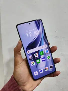 Oppo reno 10 8+4/256 like new