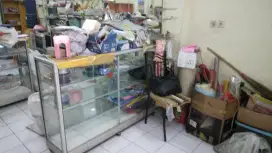 Dijual Etalase alumuinium kaca.
