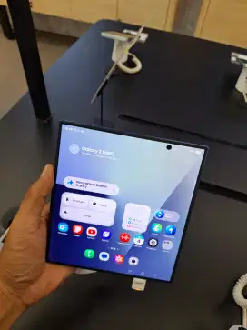 SAMSUNG Z FOLD7 DISKON 4 JUTA BONUS GALAXY BUDS3 + CHARGER + ZPremiere