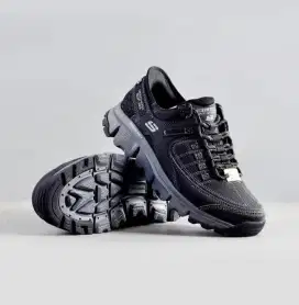 Sepatu trail Skechers size 41 original murah