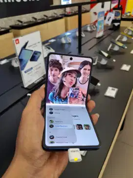 SAMSUNG Z FLIP7 DISKON 2 JUTA BONUS GALAXY BUDS3 + CHARGER + ZPremiere