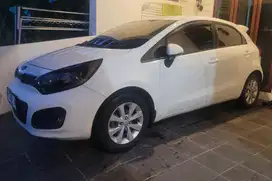 Kia Rio 2012 Bensin