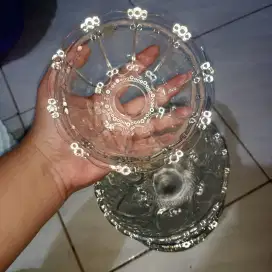 Mangkok kaca kecil