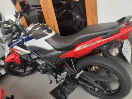 Cb150r street fire