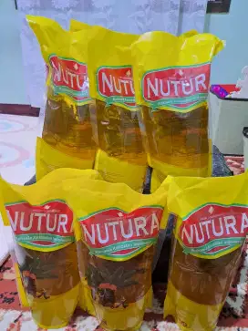 Minyak Goreng Nutura 1L