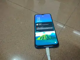 HP Oppo f9 minus LCD kuning dan baterai