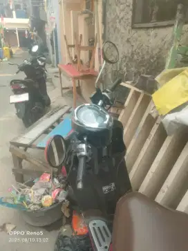 Masih ready
Scoppy tahun 2023 KEYLESS
Surat lengkap