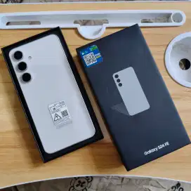 Samsung galaxy s24 fe 5G 8/256 garansi april 2026