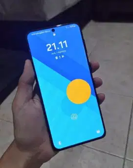 Samsung s21fe 8/256