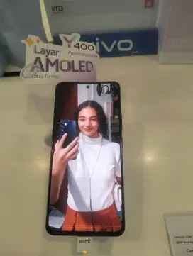Harga Vivo y400