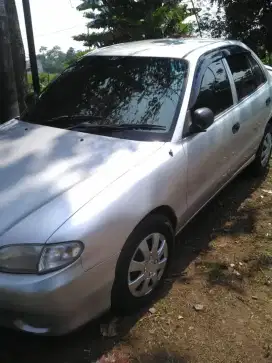 Hyundai Excel accent
