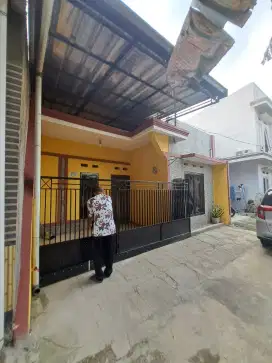 Di Kontrakan Rumah Per tahun