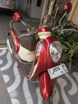 Honda Scoopy 2014