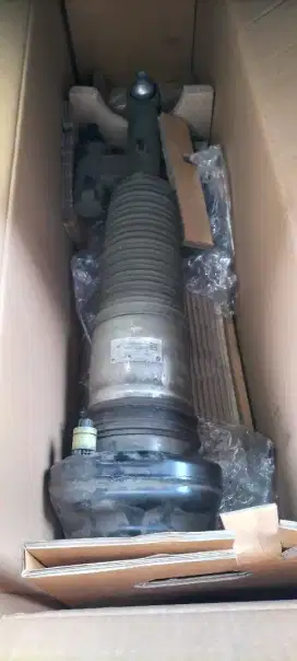 suspensi belakang BMW 730 Li