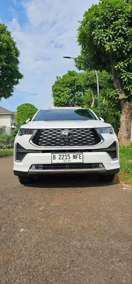 Toyota Innova Zenix Q hybrid 2023 white putih Zenix hybrid q 2024 bu