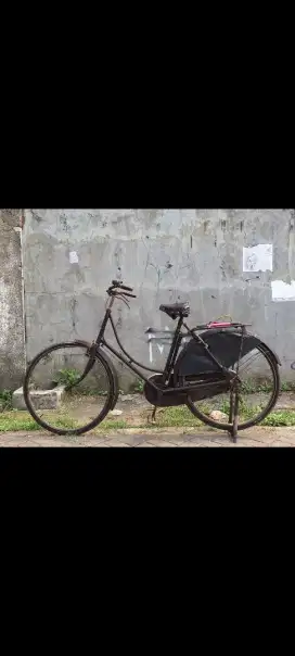 Sepeda onthel langka merk Hermes hanya ada 1