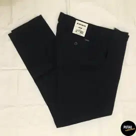 Celana | Erigo | 36 | Hitam