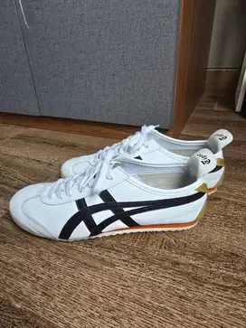 Onisutka Tiger Sepatu