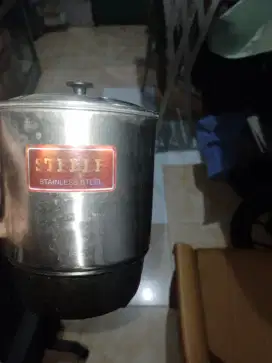 Tekok listrik -Katel listrik ukuran Kecil