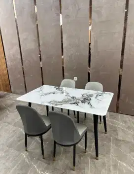 Meja makan marmer/Meja makan minimalis