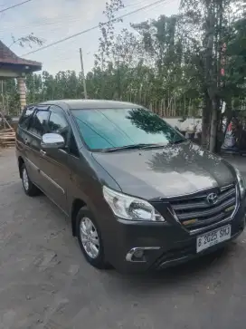 kijang innova 2013 diesel matic tipe G (unit di ponorogo,bukan bursa)