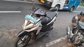 Vario techno 2011 putih